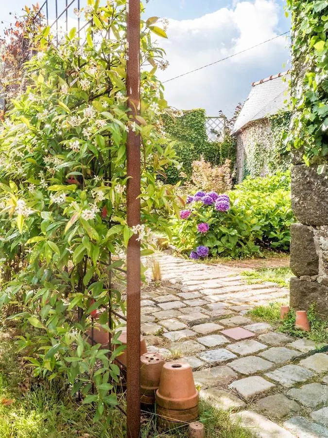 Bed and Breakfast L'Atelier de K Lou Plouha 0*,  Frankreich